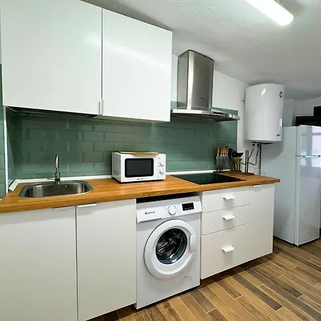 Apartment Plaza San Agustin 3000 *