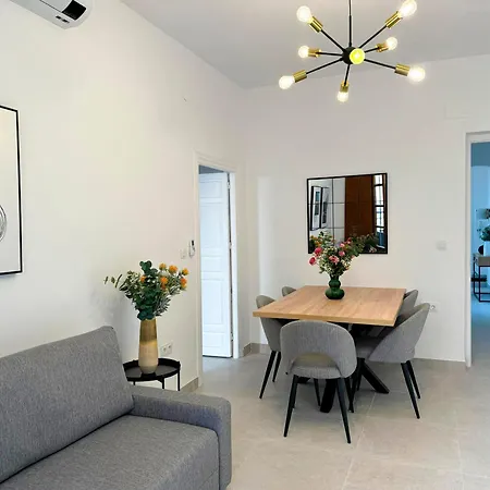 Plaza San Agustin 3000 Apartment Granada