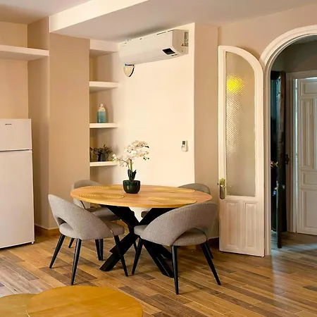 Apartment Plaza San Agustin 3000 *