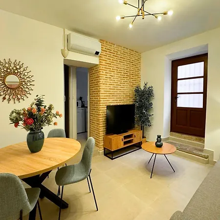 Apartment Plaza San Agustin 3000 *